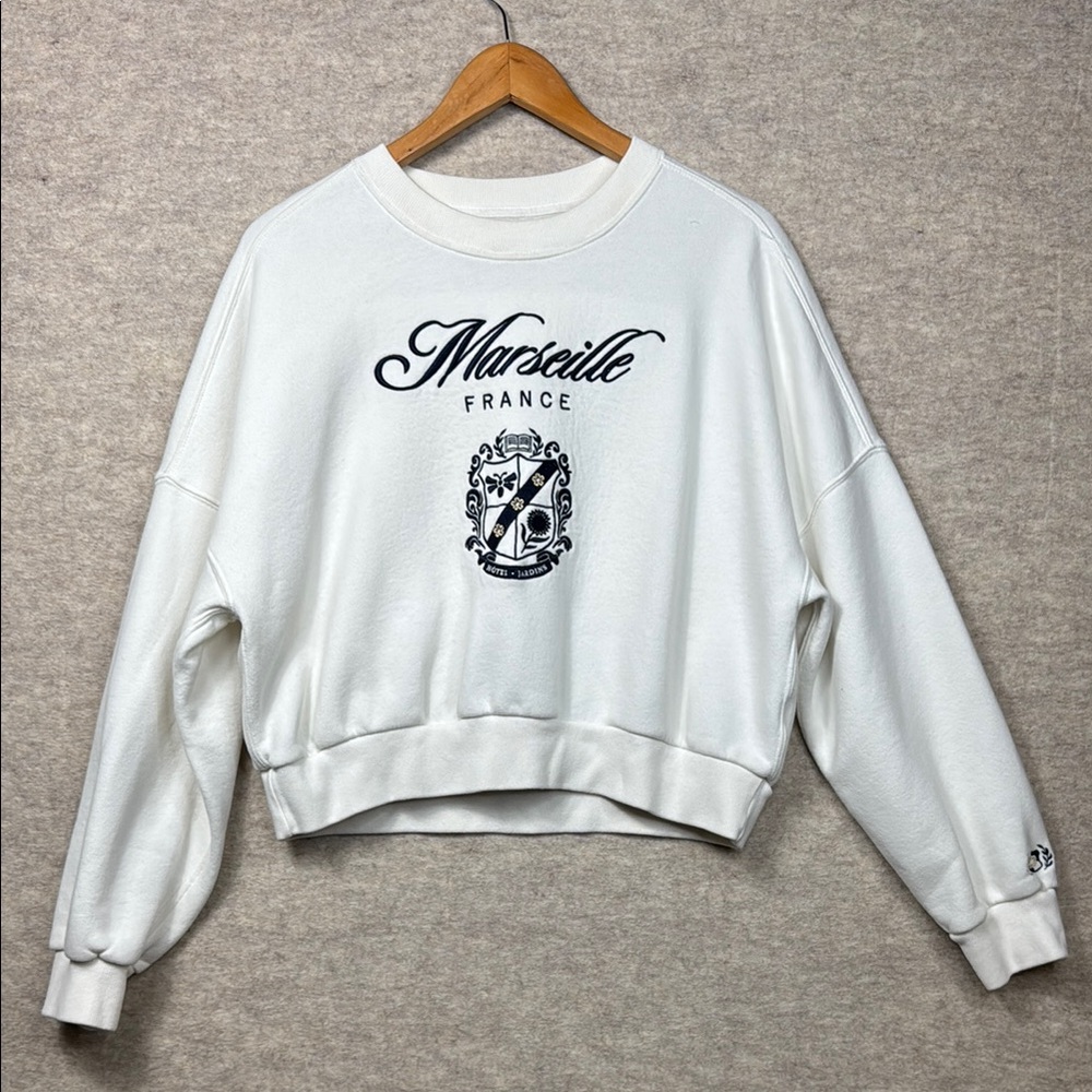 Abercrombie & Fitch White Oversized Crop Sweatshirt soft af tennis preppy LARGE